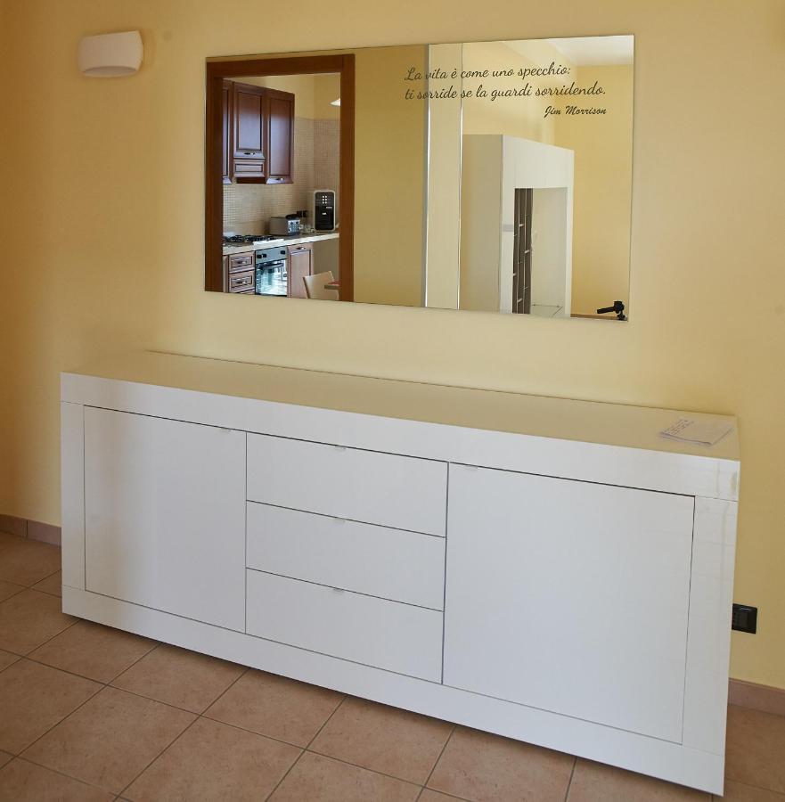 B&B Mary Grace Rossano Stazione ภายนอก รูปภาพ